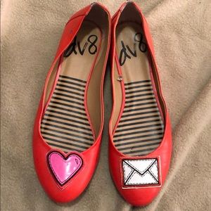 Dolce Vita Love letter flats